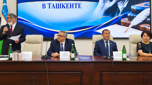 В Ташкенте обсудили подходы к преподаванию русского языка и литературы - Sputnik Ўзбекистон
