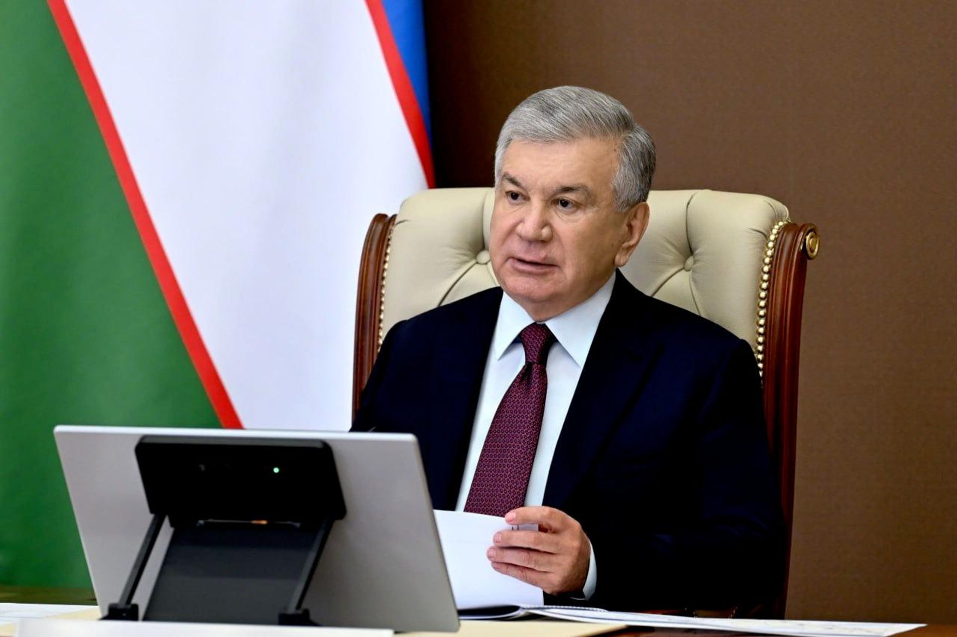 Для ликвидации аварии на месторождении 25-летие Независимости на место доставляют спецтехнику и оборудование Для ликвидации аварии на месторождении 25-летие Независимости на место доставляют спецтехнику и оборудование - Sputnik Узбекистан, 1920, 05.10.2026