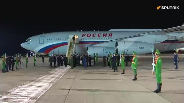 Путин прибыл в Туркменистан с двухдневным визитом - Sputnik Узбекистан