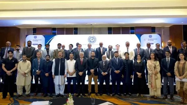 В Исламабаде в рамках форума 4th SES Diplomatic Network–2026 представили инициативу Узбекистан–Пакистанский бизнес-обмен – 2027 - Sputnik Узбекистан