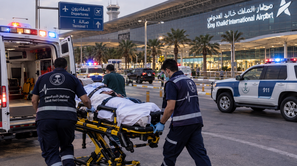 Ekstrennaya pomosh u aeroporta Er-Riyada - Sputnik O‘zbekiston