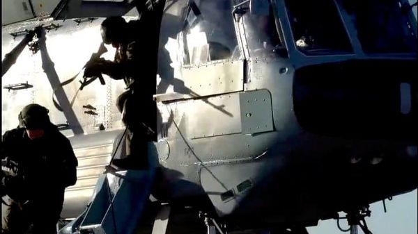 Моряки Северного флота провели в Арктике учение по деблокированию морского порта от незаконных вооруженных формирований. - Sputnik Узбекистан