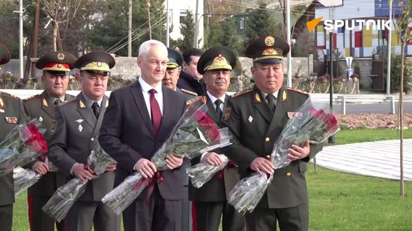  Министры обороны стран СНГ почтили память погибших в Великой Отечественной войне - Sputnik Ўзбекистон