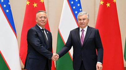 Шавкат Мирзиёев принял руководителей ведущих китайских компаний – CAMCE, China Energy и Sinoma Energy.