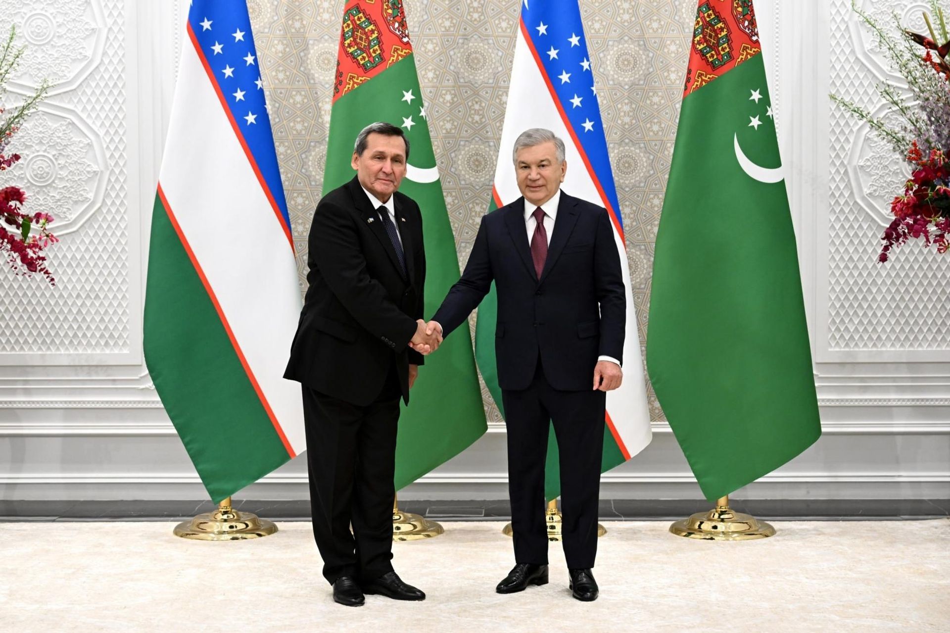Mirziyoyev prinyal ministrov inostrannix del stran Sentralnoy Azii - Sputnik O‘zbekiston, 1920, 19.10.2026