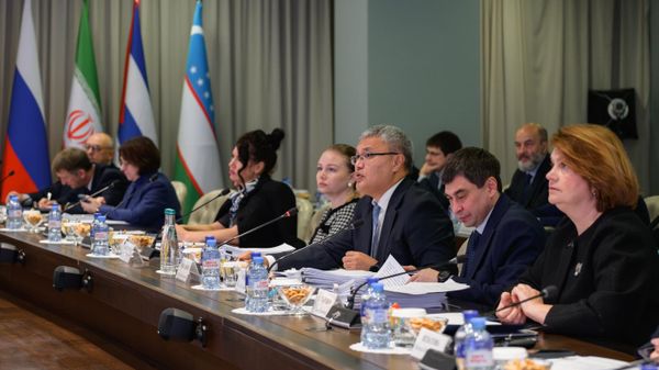 В штаб-квартире ЕЭК рассмотрели ключевые направления развития статистики в рамках ЕАЭС - Sputnik Узбекистан