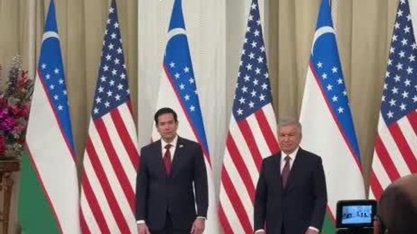Буду носить, когда буду ходить по Белому дому, — Рубио об ордене Буюк хизматлари учун - Sputnik Узбекистан