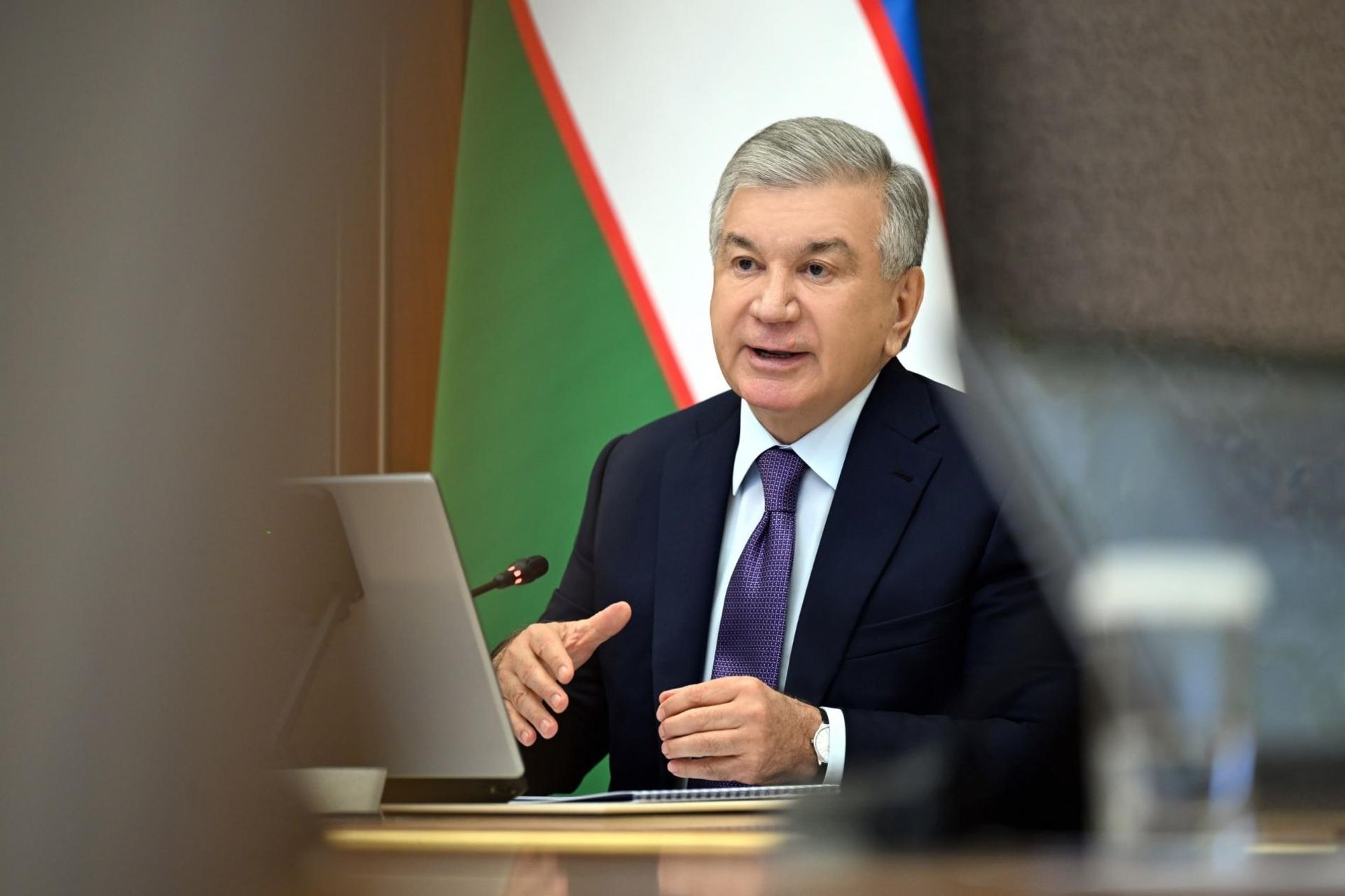 Президент Шавкат Мирзиёев ознакомился с презентацией по развитию экосистемы цифрового образования. Президент Шавкат Мирзиёев ознакомился с презентацией по развитию экосистемы цифрового образования. - Sputnik Узбекистан, 1920, 20.10.2026