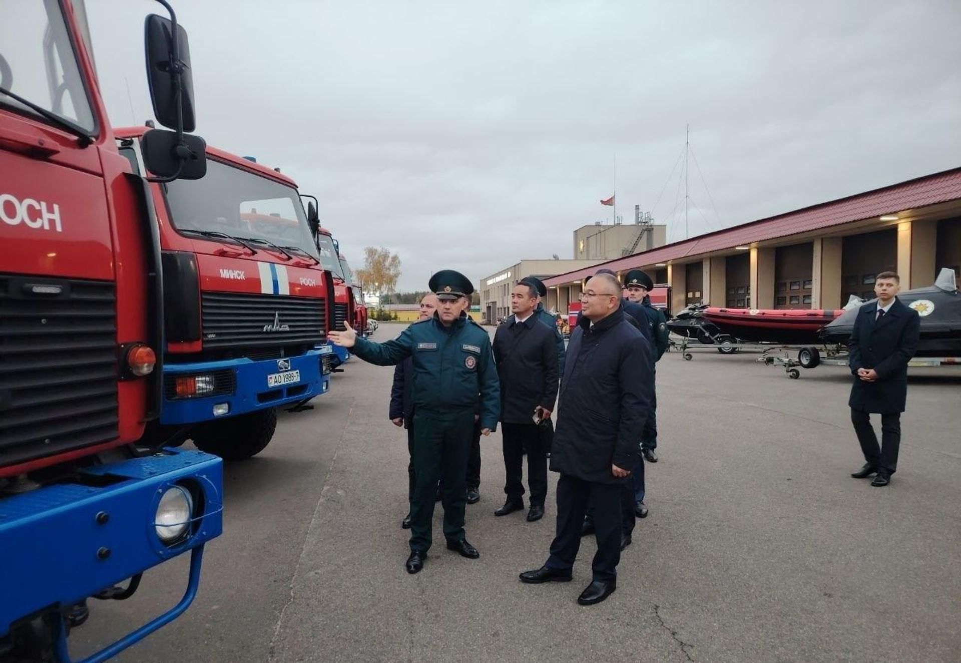 Делегация МЧС Узбекистана посетила Белорусскую АЭС Делегация МЧС Узбекистана посетила Белорусскую АЭС - Sputnik Узбекистан, 1920, 23.10.2026