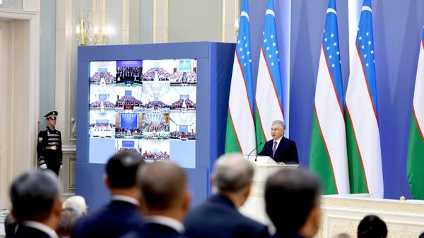 Встреча Шавката Мирзиёева с работниками сфер медицины и фармацевтики - Sputnik Ўзбекистон