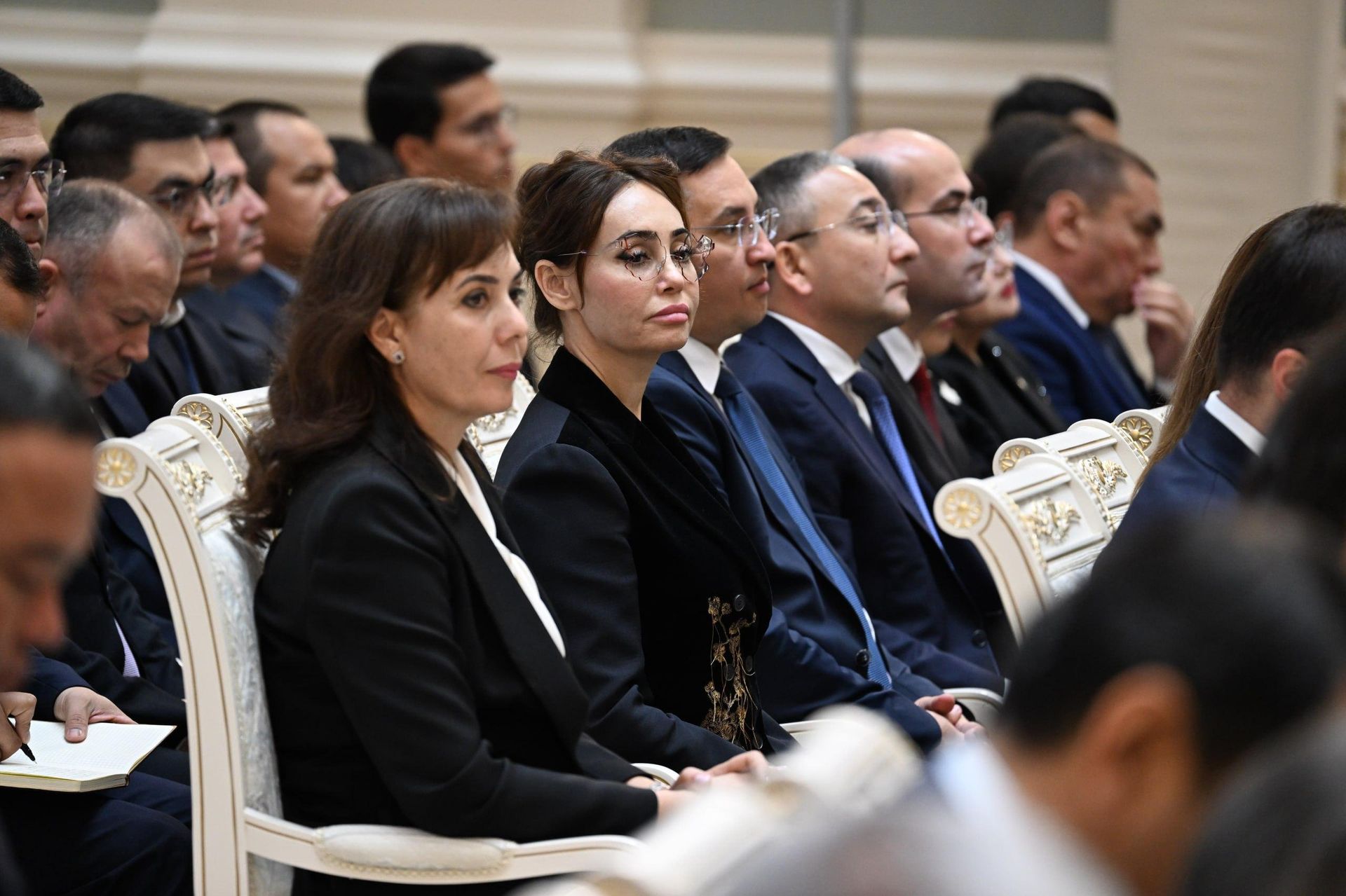 Шавкат Мирзиёев встретился с представителями здравоохранения и фармацевтики Шавкат Мирзиёев встретился с представителями здравоохранения и фармацевтики - Sputnik Узбекистан, 1920, 27.10.2026