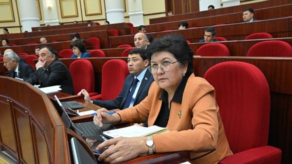 Закон О радиоактивных отходах прошел третье чтение в Законодательной палате Олий Мажлиса - Sputnik Узбекистан