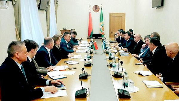 Делегация Узбекистана встретилась с министром сельского хозяйства и продовольствия Беларуси Юрием Горловым - Sputnik Узбекистан