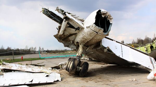 Обломки польского правительственного самолета Ту-154 - Sputnik Ўзбекистон