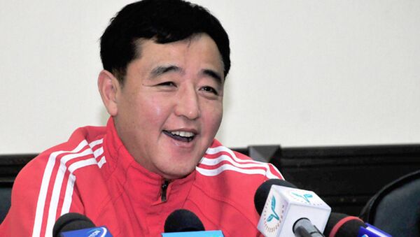 KXDR futbol milliy terma jamoasi treneri Kim Chang Bok - Sputnik O‘zbekiston