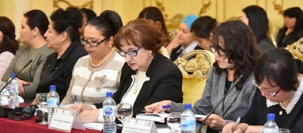 Круглый стол по выполнению рекомендаций Комитета ООН о ликвидации всех форм дискриминации в отношении женщин Круглый стол по выполнению рекомендаций Комитета ООН о ликвидации всех форм дискриминации в отношении женщин - Sputnik Узбекистан