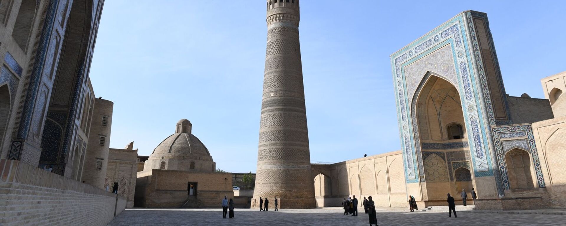 Minaret i mechet Kalyan, medrese Miri-Arab (Buxara) - Sputnik O‘zbekiston, 1920, 11.02.2021