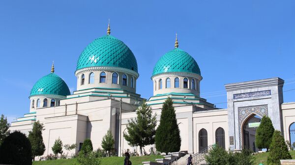 Ходжа Ахрар Вали — Фундамент первой в Ташкенте соборной пятничной мечети (Джума-мечеть) был заложен на самой высокой точке шахристана (центра) древнего Ташкента в 819 году - Sputnik Узбекистан