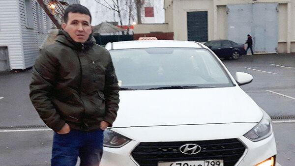 Таксист в Москве Кайрат Тентимишев - Sputnik Узбекистан