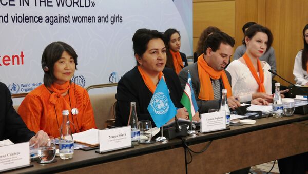 Презентация акции, посвященной защите от насилия в отношении женщин - Sputnik Узбекистан