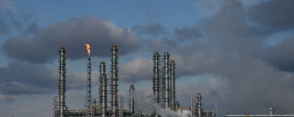 Предприятие по переработке углеводородного сырья - Sputnik Узбекистан