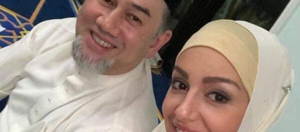 Pobeditelnitsa konkursa krasoti «Miss Moskva – 2015» Oksana Voyevodina vishla zamuj za korolya Malayzii Muxammeda V - Sputnik O‘zbekiston