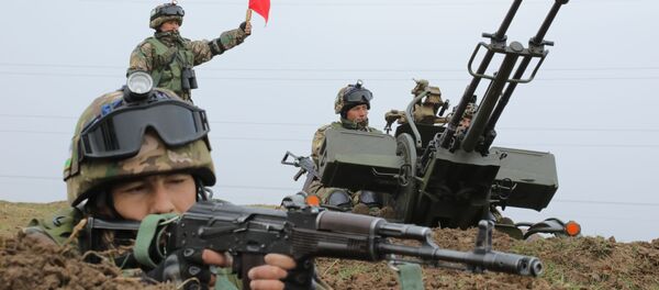 Президент фармойишига мувофиқ 26 ноябрда эрта тонгда Ўзбекистон Қуролли кучлари ўқув тревогаси бўйича кўтарилган эди. Президент фармойишига мувофиқ 26 ноябрда эрта тонгда Ўзбекистон Қуролли кучлари ўқув тревогаси бўйича кўтарилган эди. - Sputnik Ўзбекистон