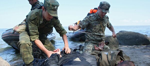 Учения пограничных войск ФСБ РФ по перехвату нарушителей Учения пограничных войск ФСБ РФ по перехвату нарушителей - Sputnik Узбекистан