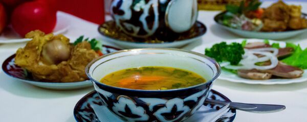 Узбекская кухня пользуется у москвичей особенной популярностью. Ей отдают предпочтение многие звезды российской эстрады. Узбекская кухня пользуется у москвичей особенной популярностью. Ей отдают предпочтение многие звезды российской эстрады. - Sputnik Ўзбекистон
