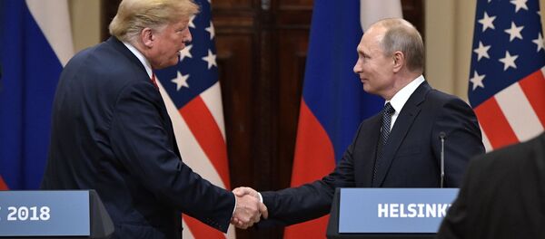 Встреча президента РФ Владимира Путина и президента США Дональда Трампа в Хельсинки Встреча президента РФ Владимира Путина и президента США Дональда Трампа в Хельсинки - Sputnik Ўзбекистон