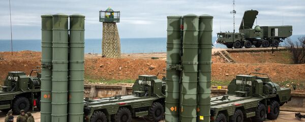 Комплекс ПВО С-400 Триумф заступил на боевое дежурство в Севастополе - Sputnik Ўзбекистон