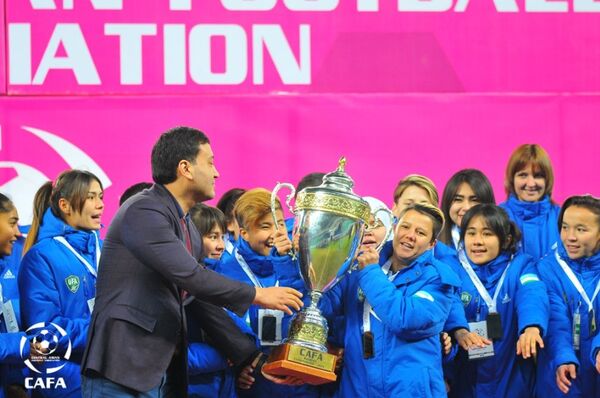 Два разгрома и трофей: узбекистанки выиграли CAFA Women’s Championship - Sputnik Узбекистан