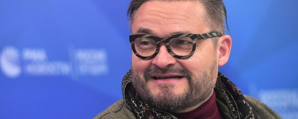 Презентация книги А. Васильева Фамильные ценности. Книга обретенных мемуаров Презентация книги А. Васильева Фамильные ценности. Книга обретенных мемуаров - Sputnik Узбекистан