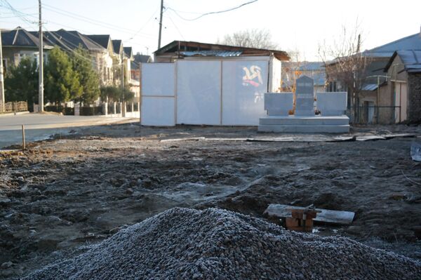 Yaxshi insonni nomi hech qachon o‘chmaydi - Darxon mahallasida urush qahramonlari xotirlandi Yaxshi insonni nomi hech qachon o‘chmaydi - Darxon mahallasida urush qahramonlari xotirlandi - Sputnik O‘zbekiston