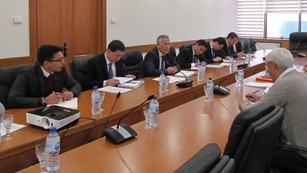 Встреча в Министерстве экономики с ВБ - Sputnik Узбекистан