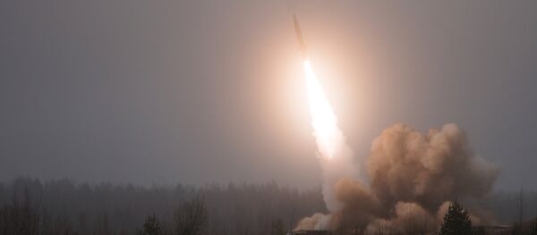 Тактический ракетный комплекс Точка-У - Sputnik Ўзбекистон