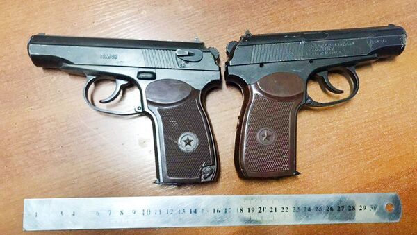 Sotrudniki tamojni Tashkentskoy oblasti obnarujili dva gazovix pistoleta PM49  - Sputnik O‘zbekiston