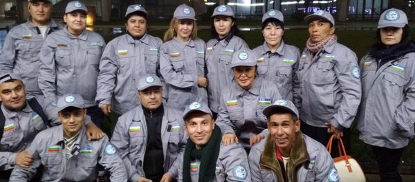 В Болгарию прибыла первая официальная группа трудовых мигрантов из Узбекистана В Болгарию прибыла первая официальная группа трудовых мигрантов из Узбекистана - Sputnik Ўзбекистон