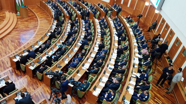Заседание Сената Олий Мажлиса РУ - Sputnik Узбекистан