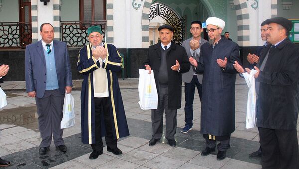 Мусульмане Урала нанесли ответный визит в Узбекистан - Sputnik Узбекистан