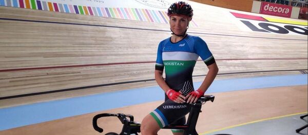 Велогонщица Ольга Забелинская Велогонщица Ольга Забелинская - Sputnik Ўзбекистон