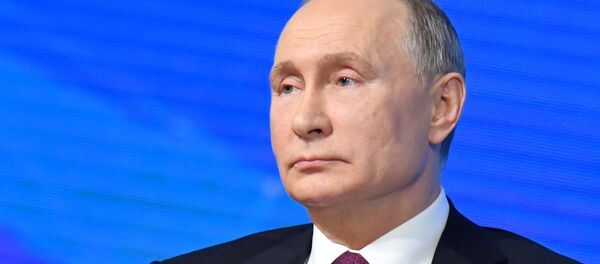 Президент РФ Владимир Путин - Sputnik Узбекистан