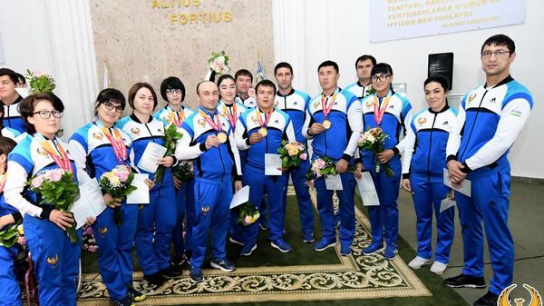 Паралимпийцы Узбекистана получили награды от президента - Sputnik Узбекистан
