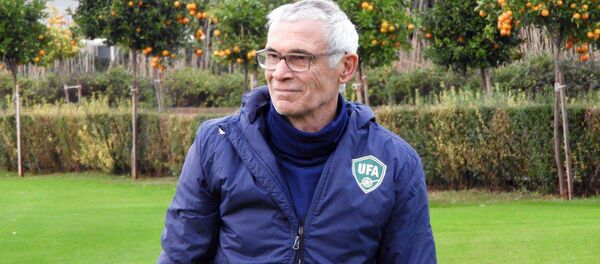 Главный тренер сборной Узбекистана по футболу Эктор Купер - Sputnik Узбекистан