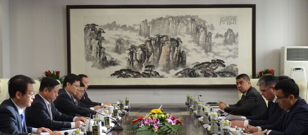 Узбекистан и Китай подвели итоги отношений в 2018 году - Sputnik Узбекистан