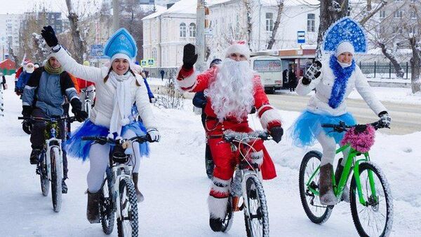 Новогодний велозаезд в Ташкенте - Sputnik Узбекистан