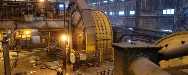 Горно-обогатительный комбинат  - Sputnik Узбекистан