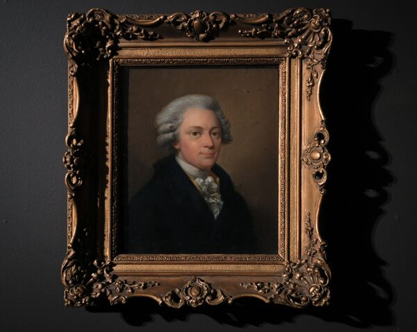 Знаменитости, рожденные в год Свиньи Знаменитости, рожденные в год Свиньи - Sputnik Узбекистан