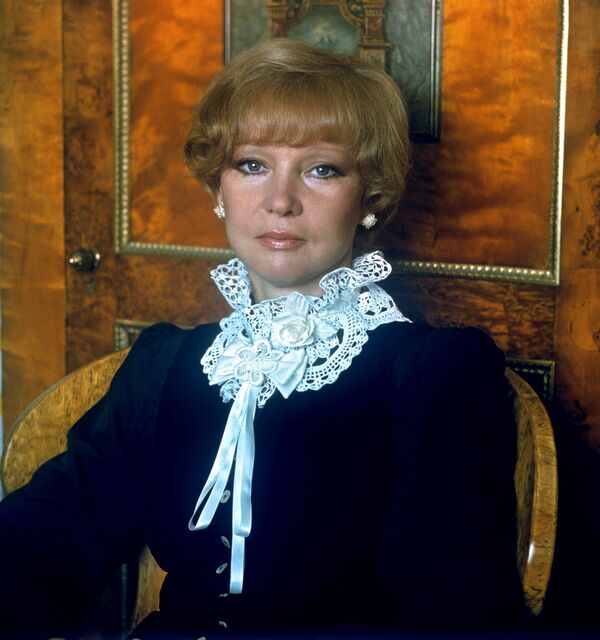 Знаменитости, рожденные в год Свиньи Знаменитости, рожденные в год Свиньи - Sputnik Узбекистан