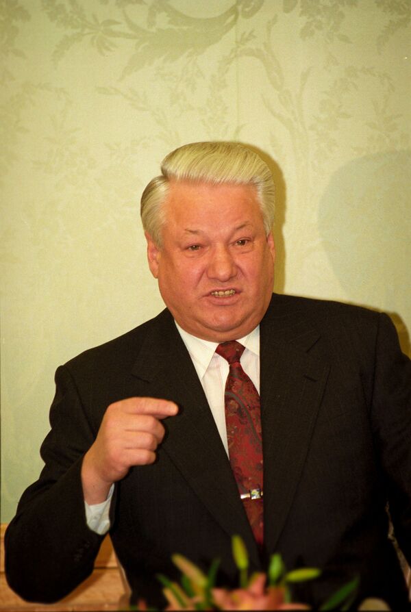 Знаменитости, рожденные в год Свиньи Знаменитости, рожденные в год Свиньи - Sputnik Узбекистан